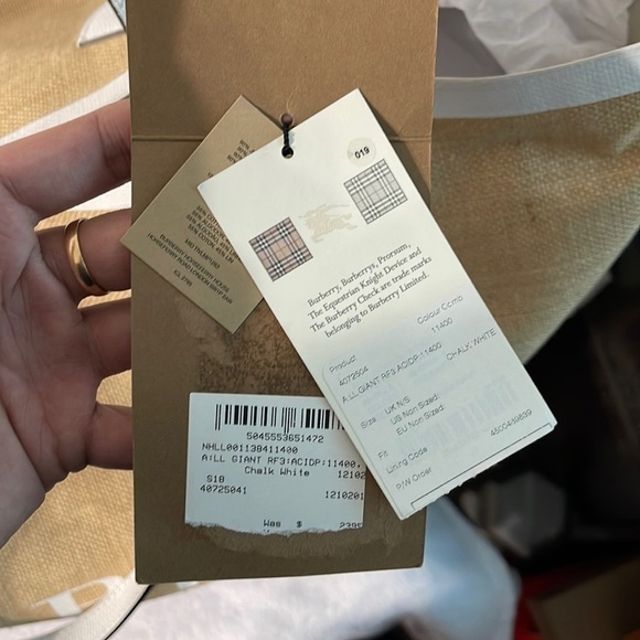 Authentic Burberry tote beach bag - Picture 7 of 11